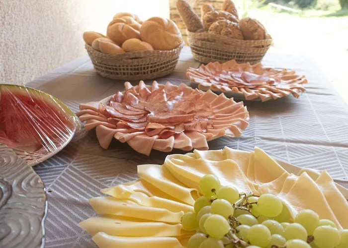 Traumlandl فندق *